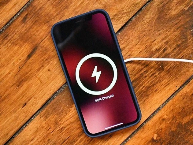 静海苹果手机维修分享iPhone 12可以随便充电吗 